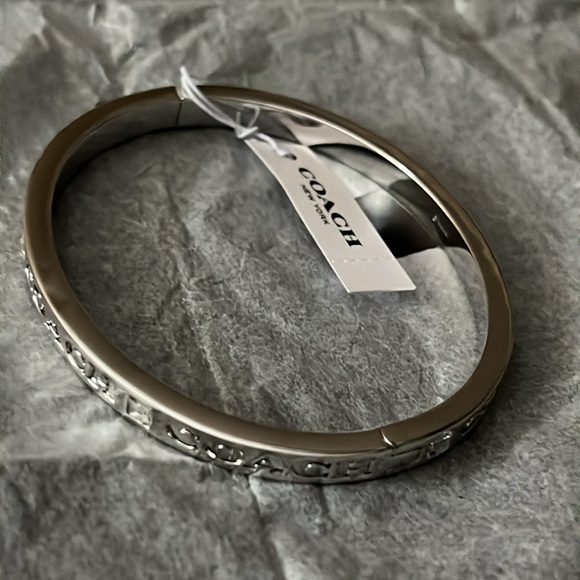 Coach Stone Bangle - Picture 5 of 7